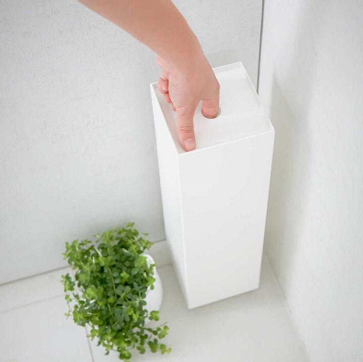 Produktbild Yamazaki Schmaler Toilettenpapierhalter TOWER