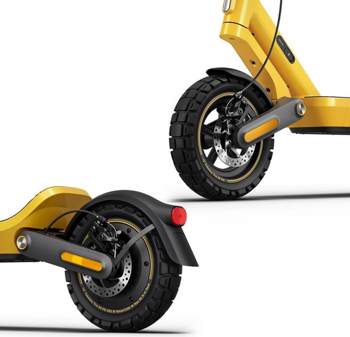 Actual product image Xiaomi Electric Scooter 6 Ultra Swiss Edition (20 km/h, 75 km, 500 W)