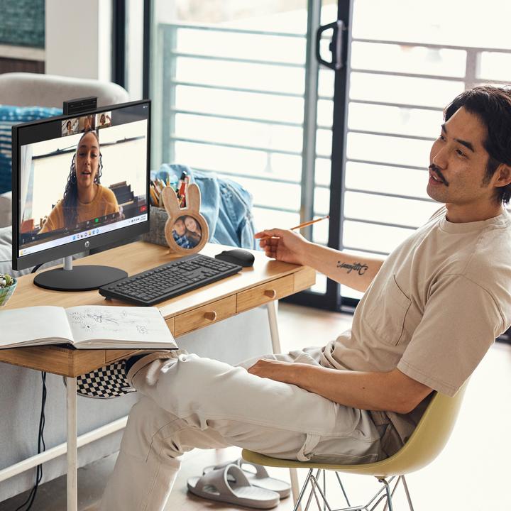 Immagine prodotto HP AIO 24-cr0005nc (Intel Core i7-1355U, 32 GB, 1000 GB, Grafica Intel Iris)