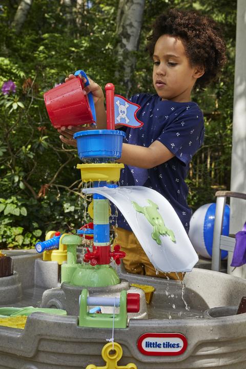 Produktbild Little Tikes Wasserspieltisch Piratenschiff