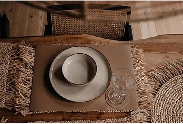 Image du produit Eeveve Housse de table, Cappuccino Brown (45.80 x 33 cm)