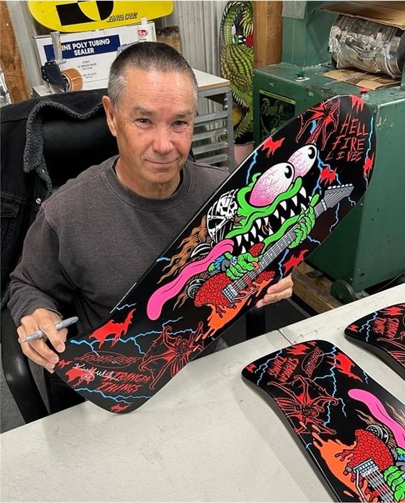 Produktbild Santa Cruz Stranger Things Slasher Eddie (10.10")
