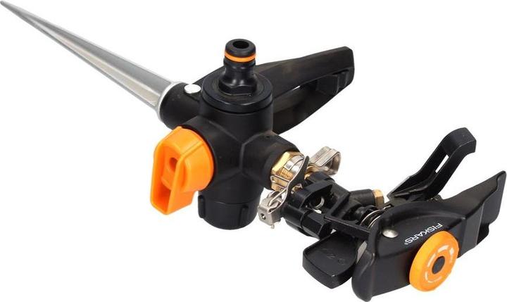 Actual product image Fiskars Pulsating sprinkler with ground spike (Sprinkler system)