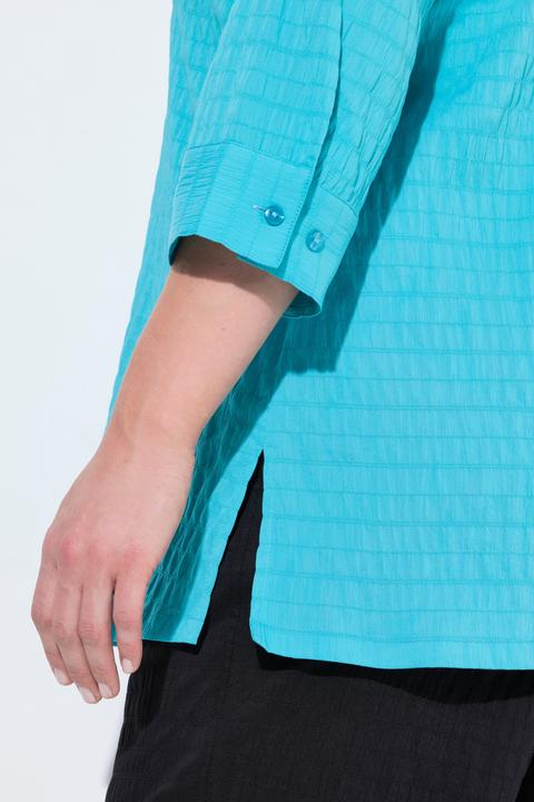 Actual product image Ulla Popken Bubble Texture Solid Button Front Stretch Blouse (46, 48)