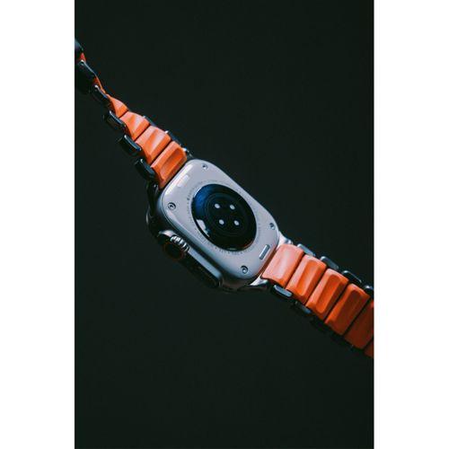 Actual product image Nomad Stratos Band (44 mm, 45 mm, 46 mm, 49 mm, FKM, Titanium)