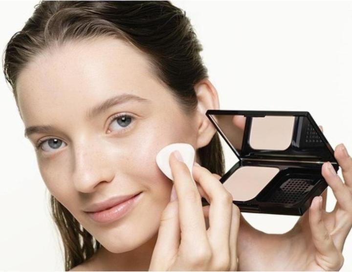 Image du produit Korres Poudre Brightening Second Skin Poudre compacte Rose sauvage WRP1 / 10 g