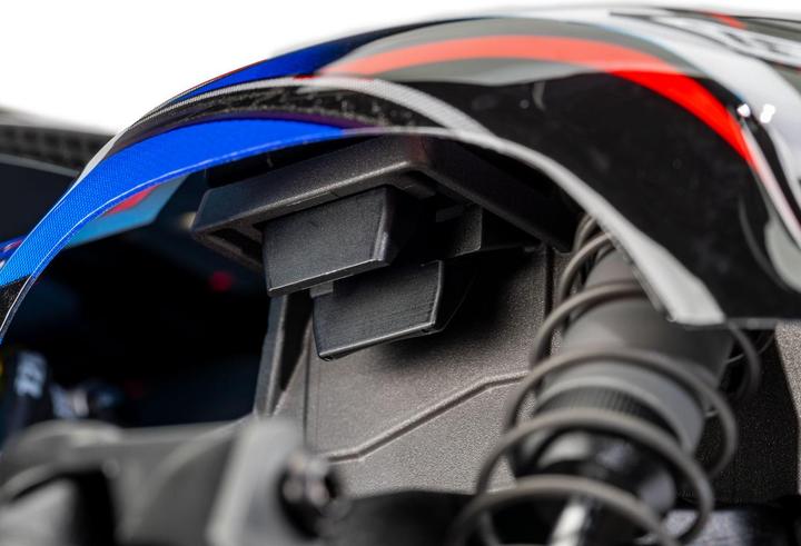 Produktbild Traxxas MINI-XRT Brushless VXL-3S 4WD Grün, inkl. 2S Akku/Lader (RTR Ready-to-Run)