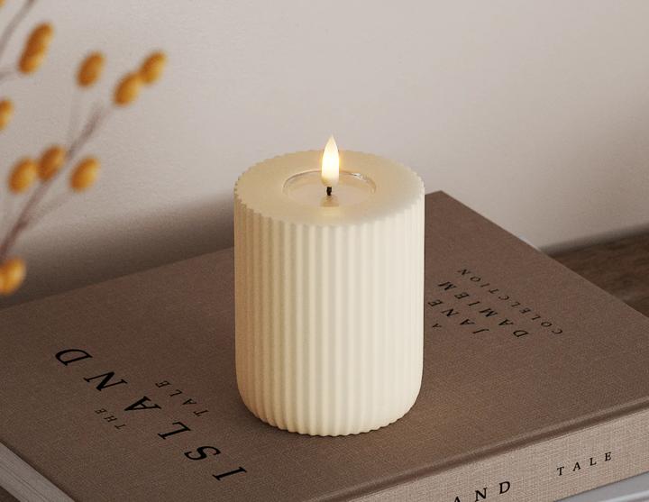 Produktbild Disco Möbel gerillte Kerze Shape (1x)