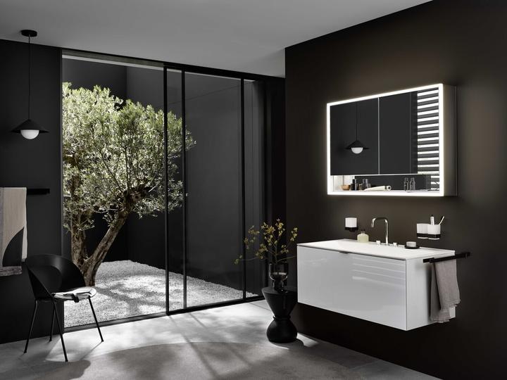 Productafbeelding Emco loft Lichtspiegelschrank mit Unterfach, 600 mm, Aufputzmodell, aluminium/weiss, 979806204 (64.40 x 17.50 x 73.30 cm)