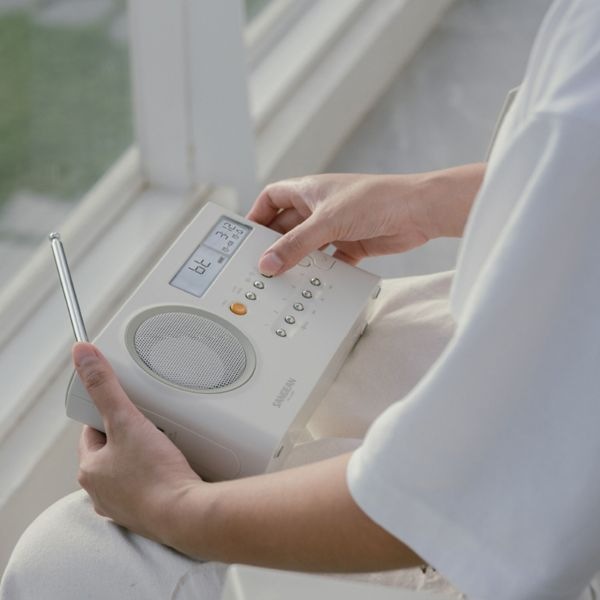 Produktbild Sangean PR-DA BT Tischradio, Pastel Cream (LW, MW, FM, KW, Bluetooth)
