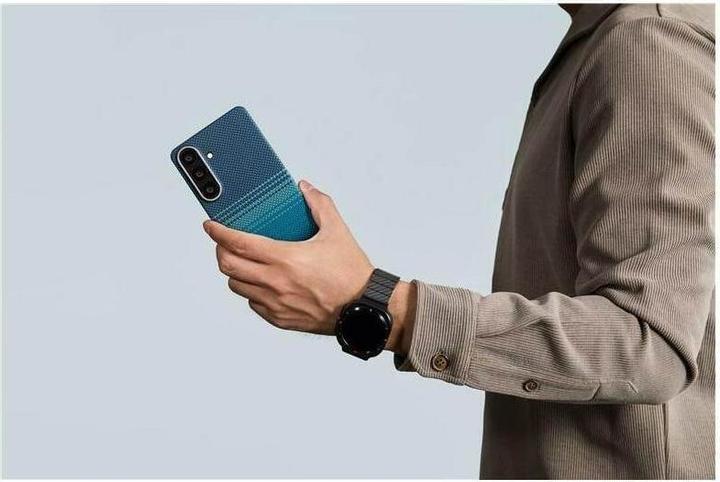 Produktbild Pitaka Etui Edge Case MagSafe do Samsung Galaxy S26 moonrise (Samsung Galaxy S26)