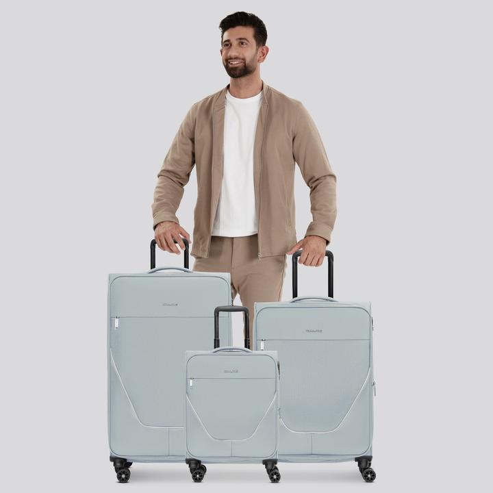 Actual product image Stratic taska 4-wheel suitcase set, 3 pieces, with stretch fold (233 l)