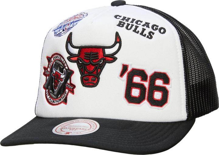 Actual product image Mitchell & Ness Mesh Trucker Cap - GRIDLOCK Chicago Bulls