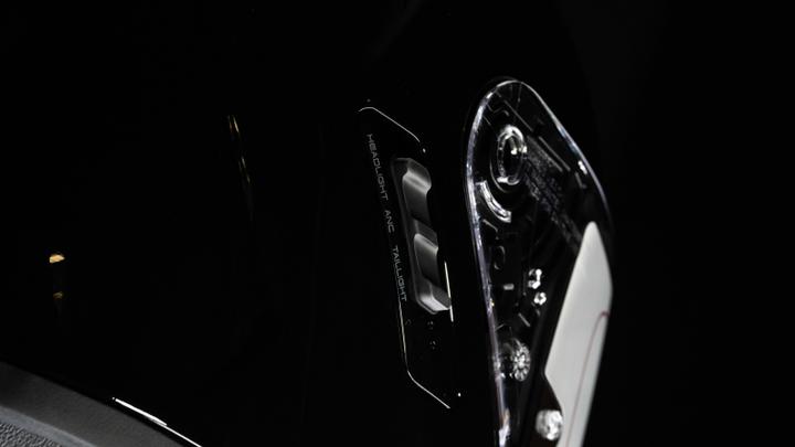 Image du produit Sena PHANTOM ANC - Smart Motorrad-Integralhelm - schwarz matt (XXL) (XXL)