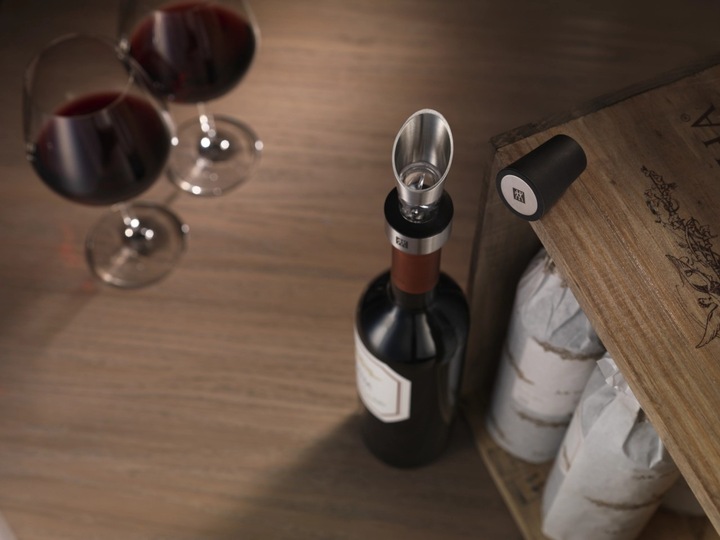 Actual product image Zwilling Sommelier wine pourer (Wine pourer)