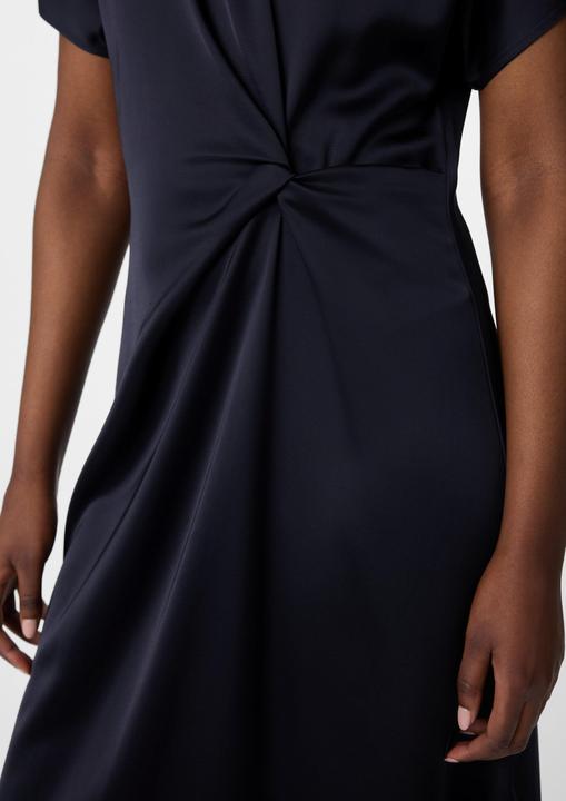 Immagine prodotto Comma Kleid Fliessendes Satinkleid mit Knotendetail (34)