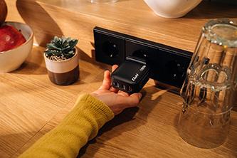 Produktbild Verbatim Mini GaN Charger 100W 3Port US/EU/UK ADP 32230 (100 W, 3 Ports)