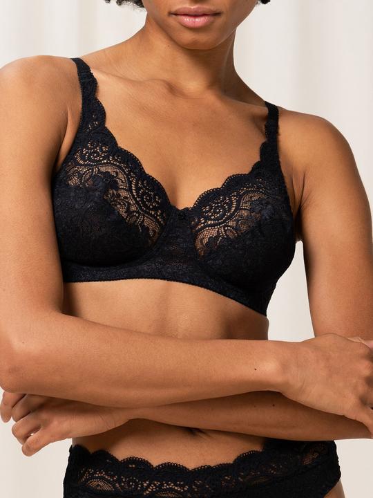 Actual product image Triumph Amourette 300 underwired bra (95 D, pack of 2)