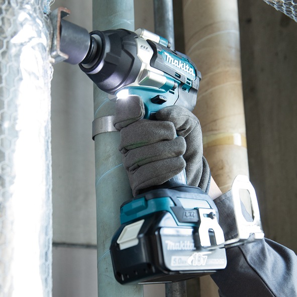 Actual product image Makita DTW700Z (Rechargeable battery operated)