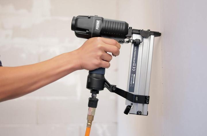 Actual product image Ferm Compressed air tacker