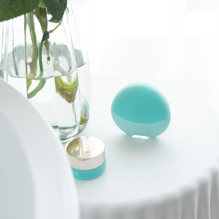 Actual product image Foreo Luna 4 Mini