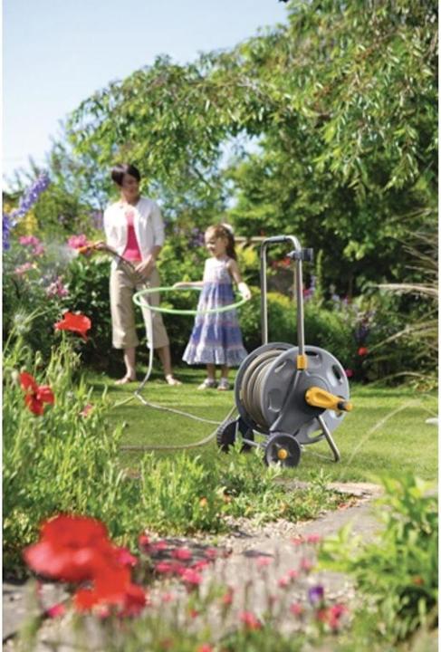 Image du produit Hozelock Dévidoir mobile pour tuyau 2434 raccord fileté 16 mm 5/8 po. PVC (30 m)