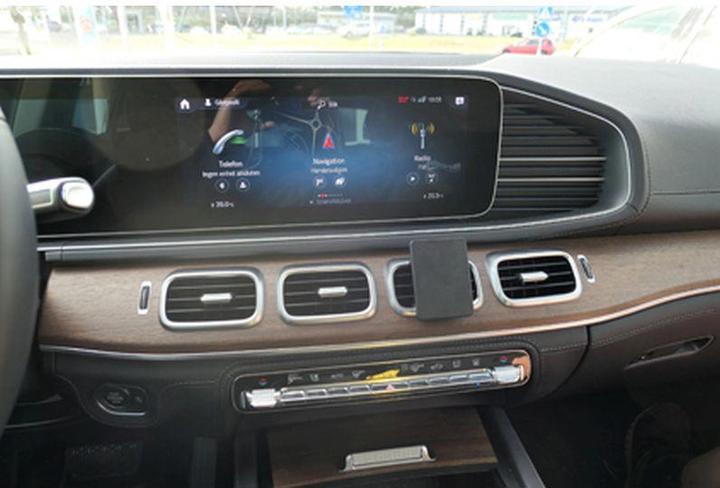 Actual product image Brodit ProClip Mercedes Benz GLE-Class Bj. 19-21/GLS-Class 20