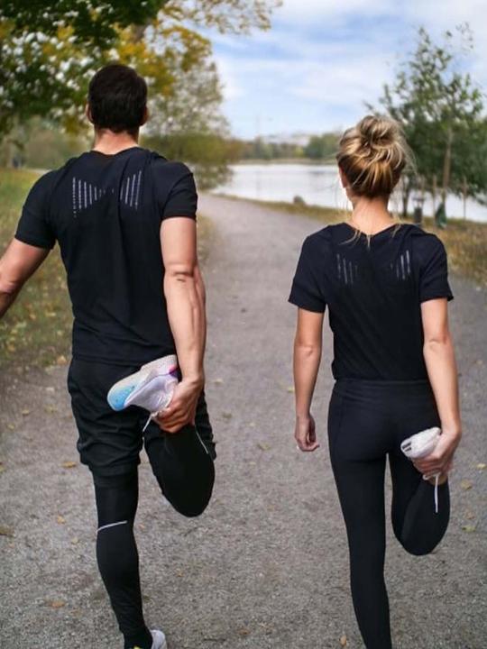 Actual product image Quick Aid Reminder T-Shirt (M)