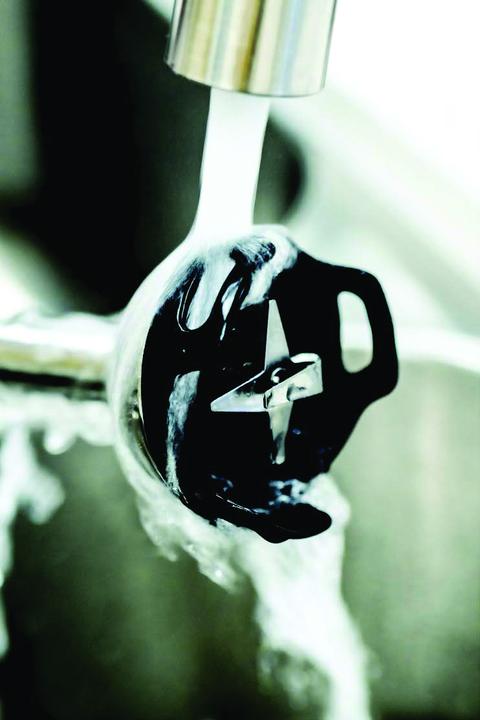 Actual product image Ohmex Handmixer