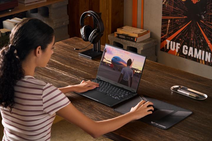 Produktbild ASUS TUF Gaming A14 (14", 1000 GB, 16 GB, Eng. Int., AMD Ryzen AI 7 350)