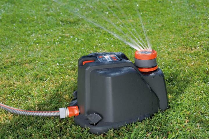 Produktbild Gardena Comfort Vielflächenregner Aqua Contour (Flächenregner)