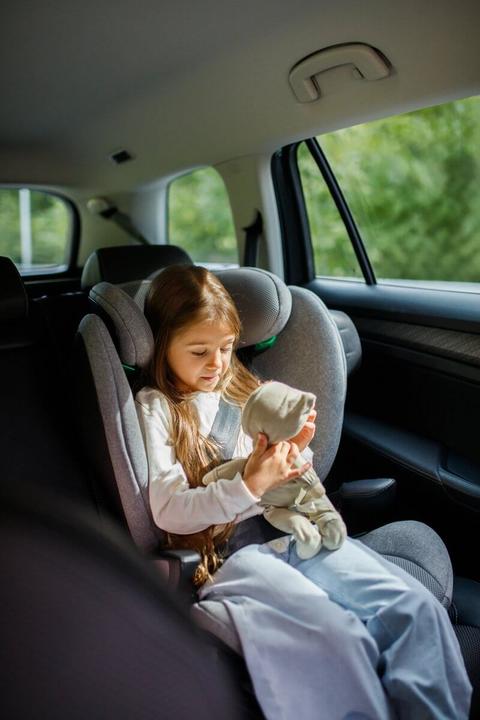 Actual product image Avionaut MaxSpace AirFlow Kindersitz (100-150 cm) (Booster seat, ECE R129/i-Size Standard)