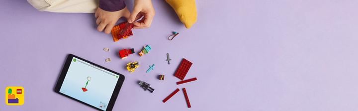 Actual product image LEGO Das Lava-Duell im Nether (21266, LEGO Minecraft)