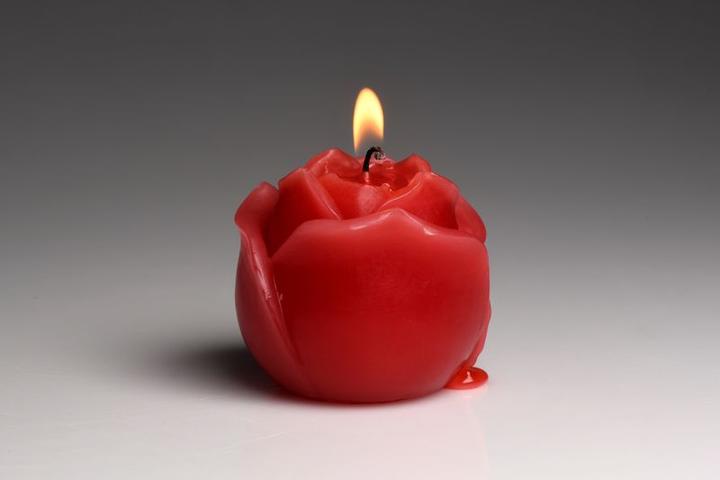 Produktbild Master Series Flaming Rose - Drip Candle