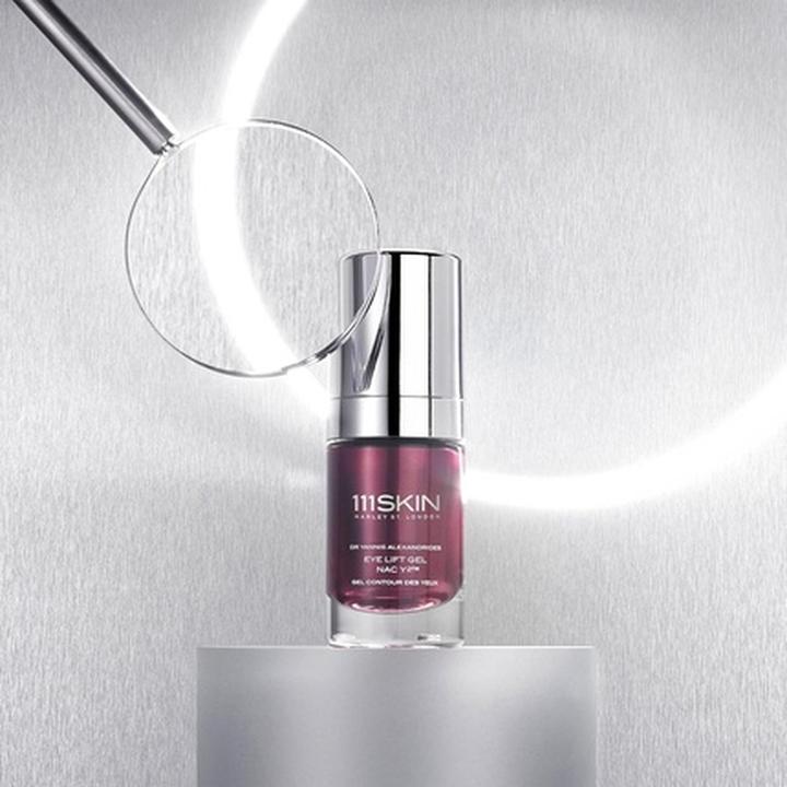 Produktbild 111Skin NAC Y2 Space Defense Bright Eye Lift Gel (Augenpflege Gel, 15 ml, Tag)