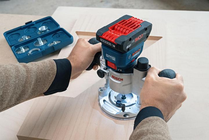Produktbild Bosch Professional GKF 18V-8