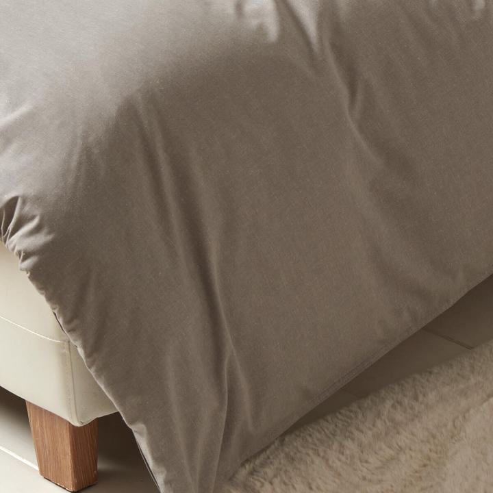 Produktbild Traumschlaf Basic Chambray (Bettwäsche Set, 80 x 80 cm, 200 x 200 cm)