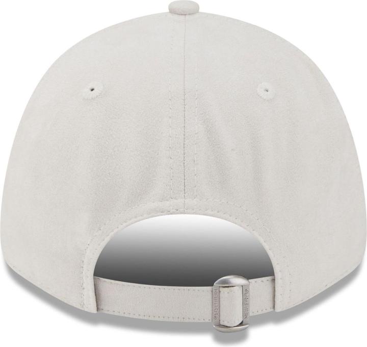 Actual product image New Era 9Forty Velour Manchester United