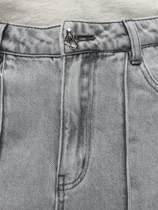 Actual product image Object Wide Bermuda Shorts (40)