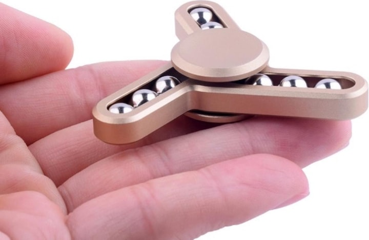 Immagine prodotto FidgetSpinner Steelpearls Tri Hand Spinner