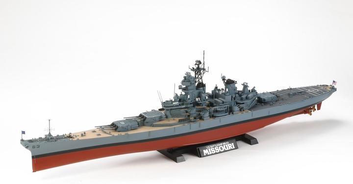 Actual product image Tamiya US Battleship BB-63 Missouri
