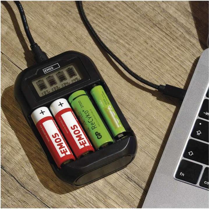 Immagine prodotto Emos InteligentnÃ nabÃjeÄka BCN-41D + 4xAA (4 pz., AAA, Batteria + Caricabatterie)