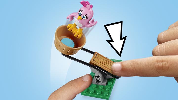 Actual product image LEGO Angry Birds Pig City Teardown (75824)