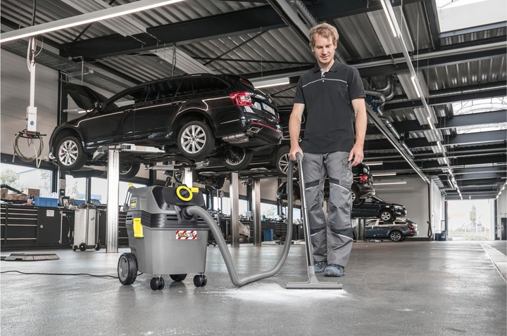 Actual product image Kärcher Professional Wet and dry vacuum cleaner NT 30/1 Ap L (Wet dry vacuum cleaner)