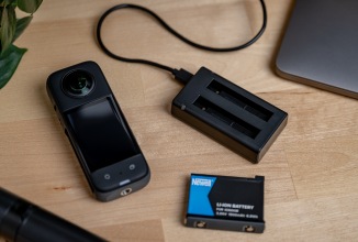 Actual product image Newell SDC-USB Zweikanal-Ladegerät für One X3-Akkus für Insta360 (Charger)
