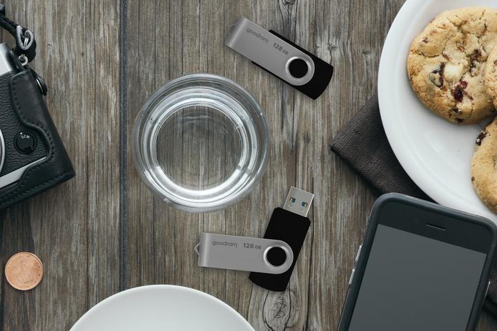 Produktbild Goodram UTS3 USB-Flash-Laufwerk (128 GB, USB-A)