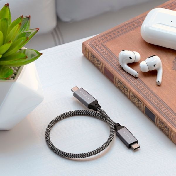 Actual product image Satechi USB C — USB C (0.25 m, USB 4.0)