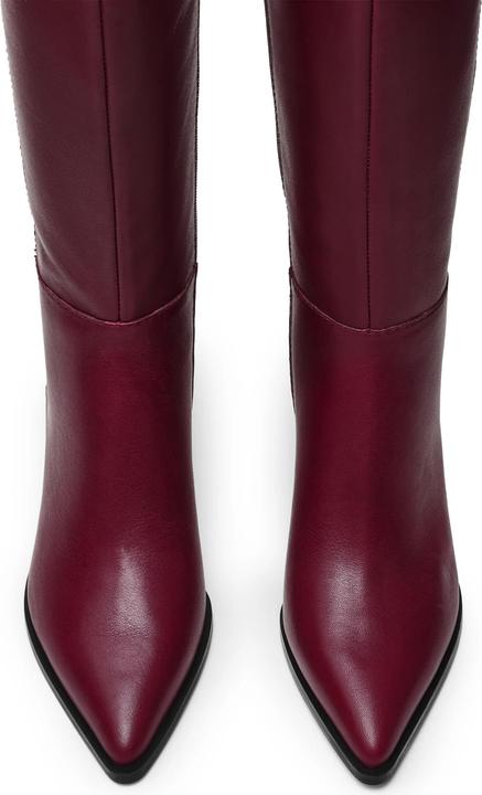 Bordeaux red, Burgundy