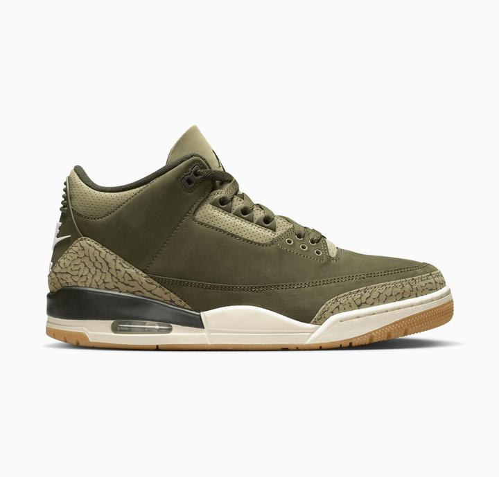 Image du produit Nike Air Jordan 3 Retro (42.5)