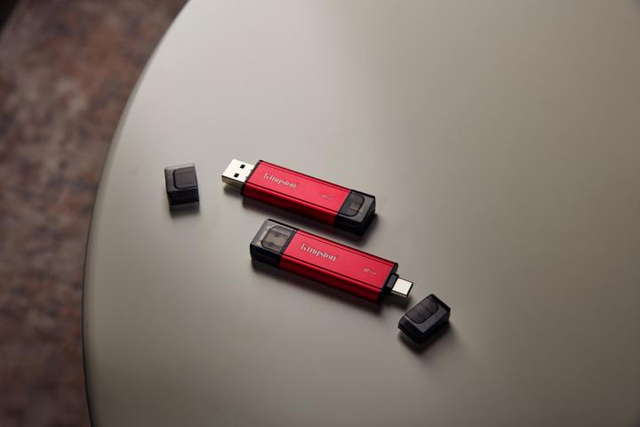 Image du produit Kingston 2TB Dual USB-A/C Portable SSD Up to 1050MB/s USB 3.2 Gen 2 (2 To)